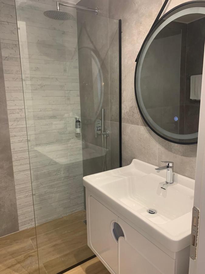 Hotel Platon Sarande Ngoại thất bức ảnh