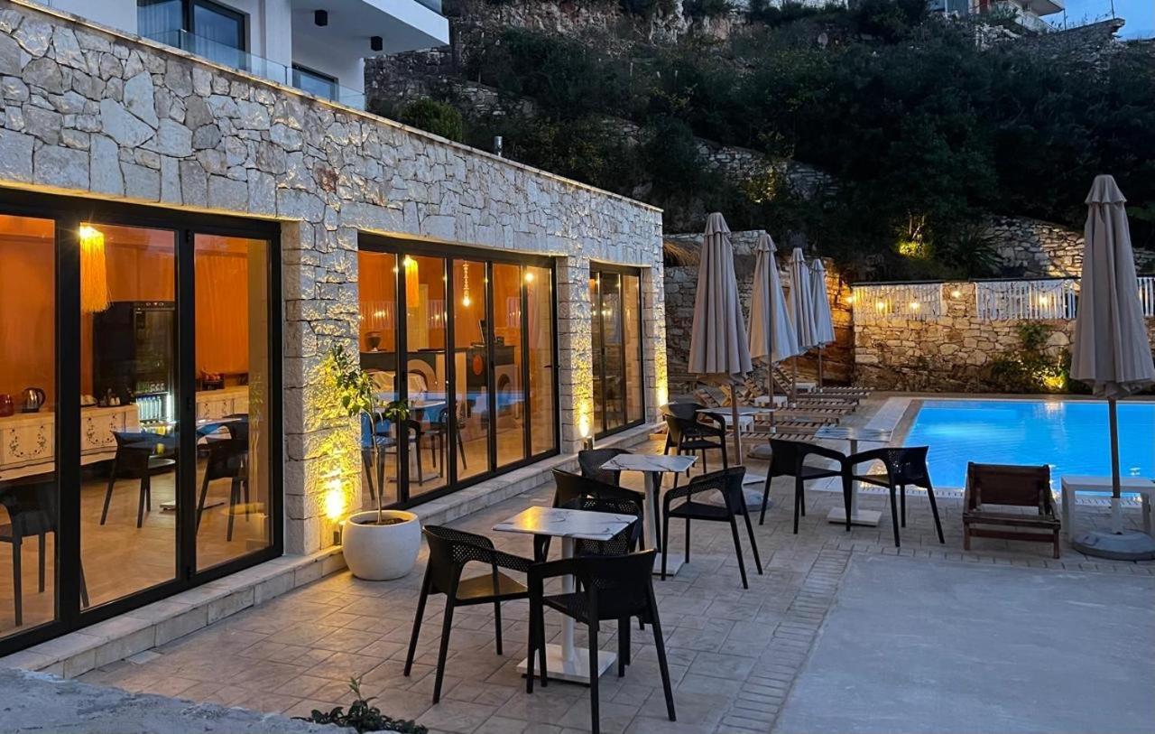 Hotel Platon Sarande Ngoại thất bức ảnh