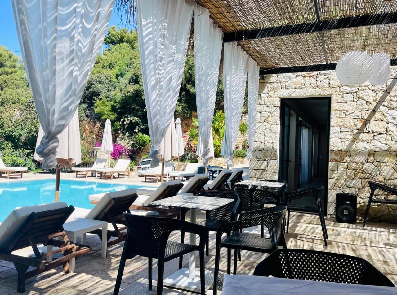 Hotel Platon Sarande Ngoại thất bức ảnh