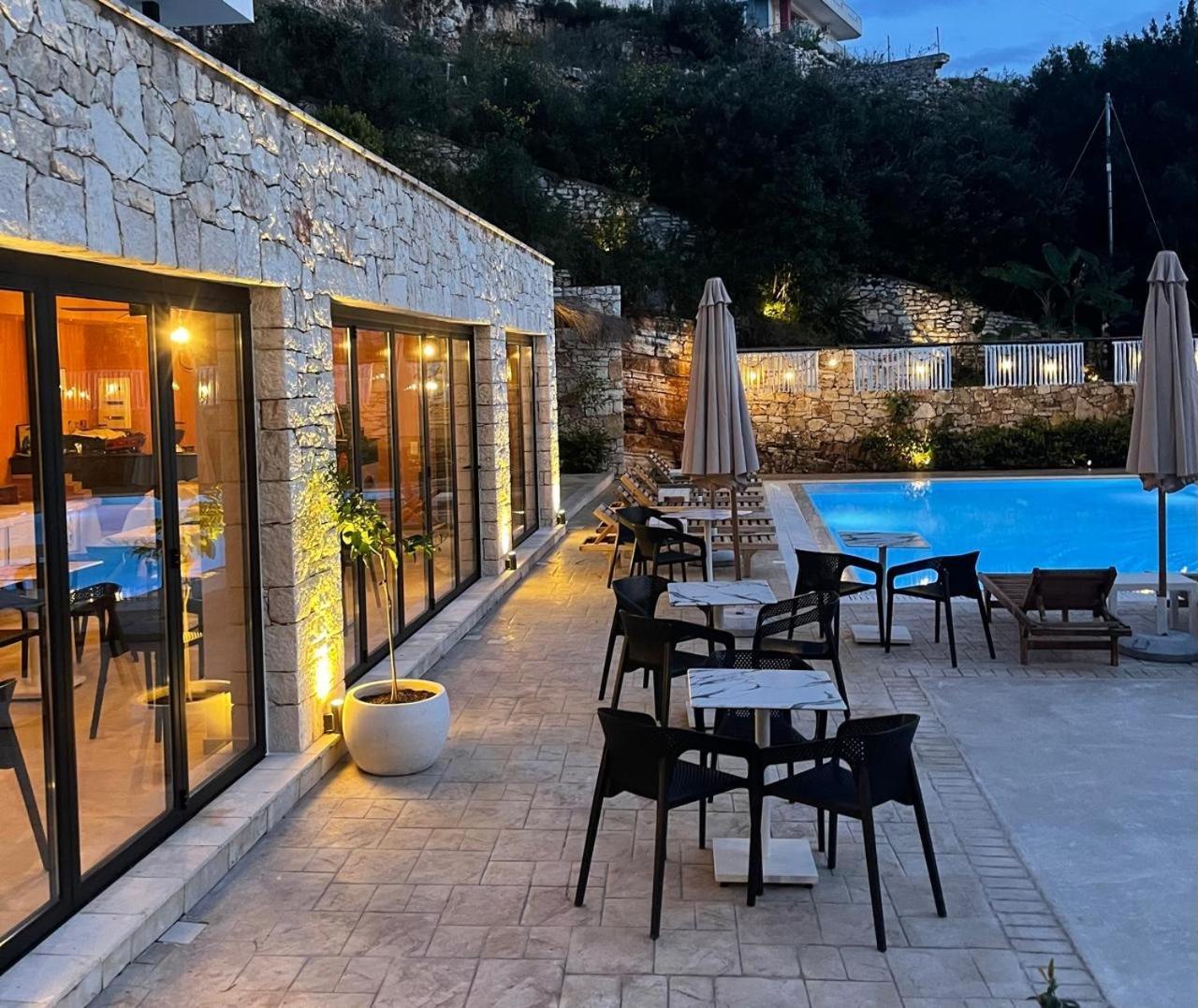 Hotel Platon Sarande Ngoại thất bức ảnh